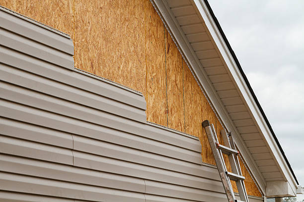 24/7 Emergency Vinyl Siding experts in Peachtree Corners, GA